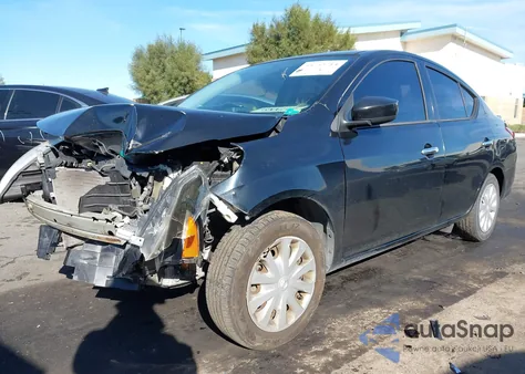 2015 Nissan Versa 1.6 Sv z USA, uszkodzony, nr VIN 3N1CN7AP7FL897268
